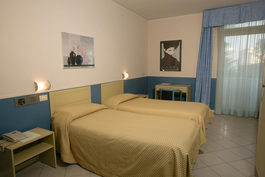 Hotel Salsello Bisceglie Exterior photo