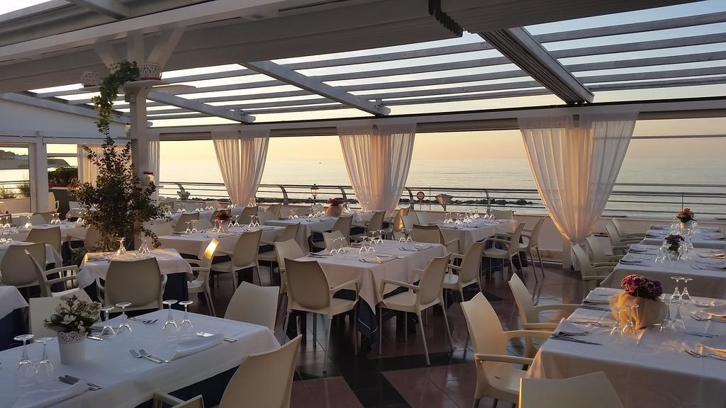 Hotel Salsello Bisceglie Exterior photo