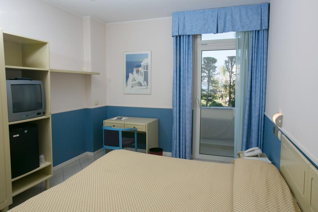Hotel Salsello Bisceglie Exterior photo